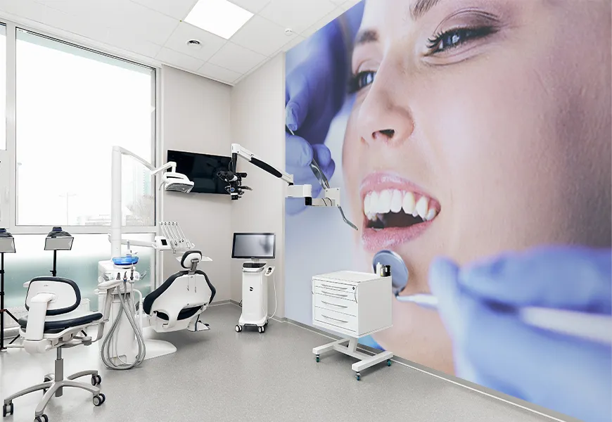 پوستر دیواری سه بعدی مطب دندانپزشکی معاینه زن جوان